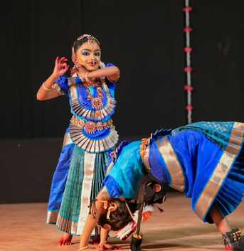Sanabis, Lessons Offered, Bharathanatyam Teacher -Sanabis - Near Danamall