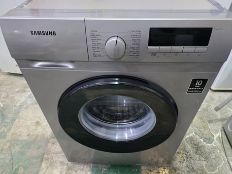 Al Malaz, Appliances, SAR 1,  For Sale: Samsung 7kg Top Load Washing Machine  Almost New
