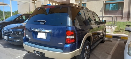 Jubail, Vehicles, Cars & Trucks , SAR 12500,  Ford Explorer,  2007,  Automatic,  360000 KM,   For Sale