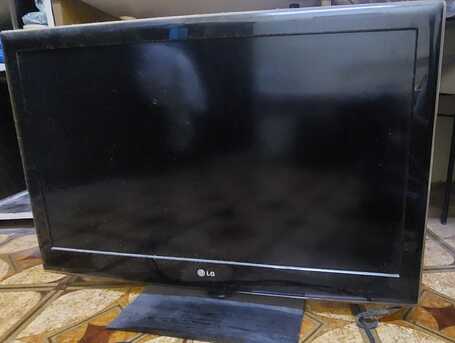 Jeddah, Household Items, SAR 300,  TV LG WITHOUT SMART