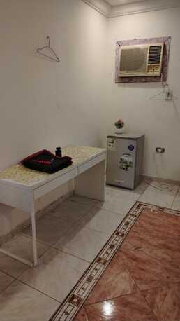 Jeddah, Rooms Available, SAR 1100/month,  Furnished,  Furnished Room Available Decent Bachelor
