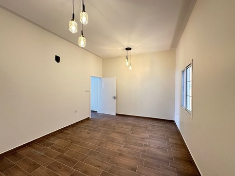 Manama, Apartments/Houses, BHD 280/month,  2 BR,  140 Sq. Meter,  Modern And Luxurious Flat Located In Al Daih, Very Close To The Seef Area And Bahrain Mall