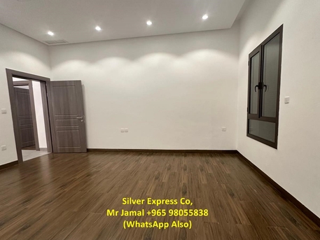 Mubarak Al-Kabeer, Apartments/Houses, KWD 900/month,  4 BR,  200 Sq. Meter,  Brand New 4 Master Bedroom Ground Villa Floor In Abu Fatira.