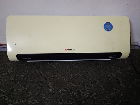 Riyadh, Household Items, SAR 1,  Elekta Wall Mount Heater(Remote Control) For Sale In Good Condition