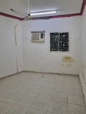Riyadh, Rooms for Rent, SAR 9000/year,  Single Room With AC