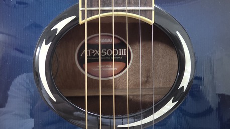 Juffair, Musical Instruments, Reprice: Yamaha APX500 Guitar - Electric Acoustic