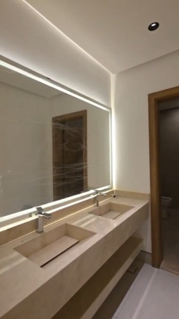 Kuwait City, Apartments/Houses, KWD 950/month,  4 BR,  Spacious Apartment For Rent In The Al-Faiha Residential Area, Featuring Luxurious Finishes