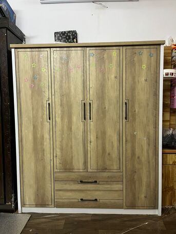 Al Malaz, Furniture, SAR 650,  For Sale - Sofa Set, TV Table, Wardrobe, & Dining Table