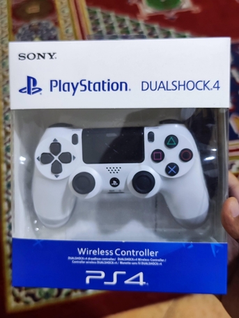 Jeddah, Video Games, SAR 95,  Brand New DualShock 4 Wireless Controllers &ndash; For PS4 & PC