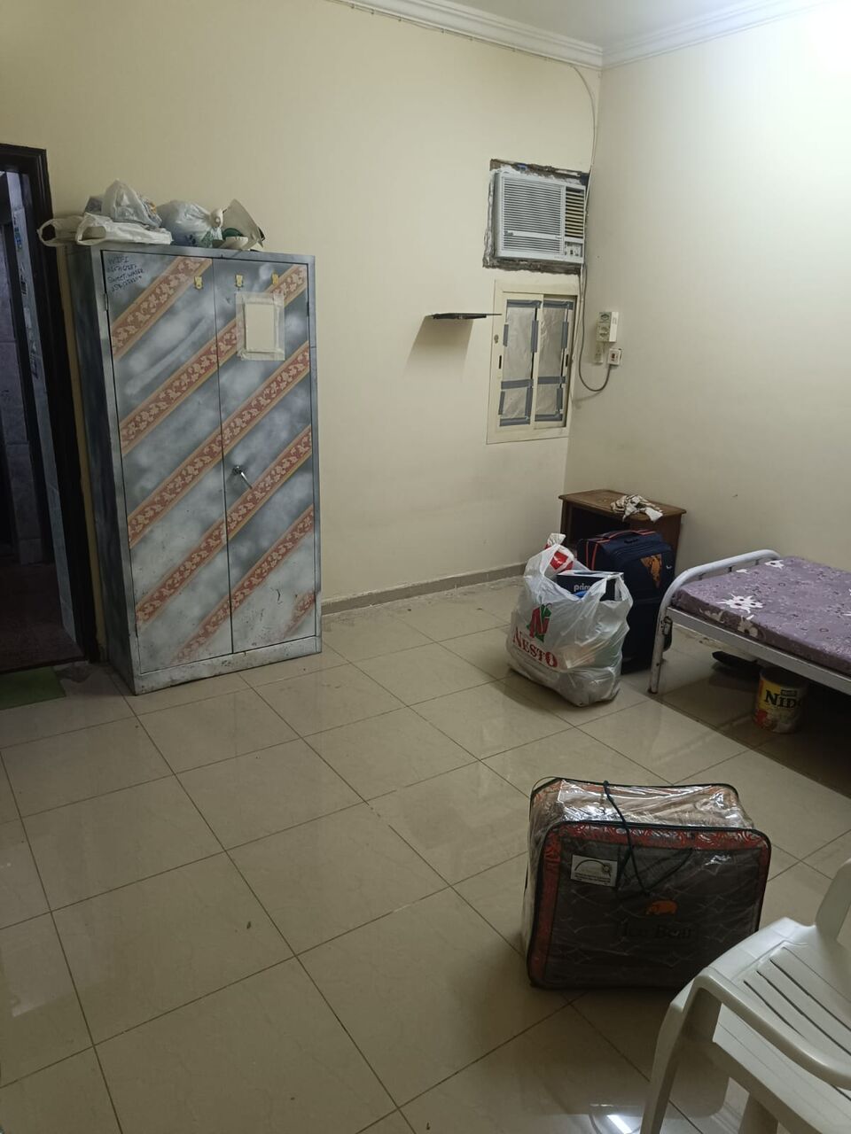 Jubail, Bedspace For Rent, SAR 17000/year,  1 BHK Flat Behind Hilton Hotel Jubail City 17000 SAR Yearly