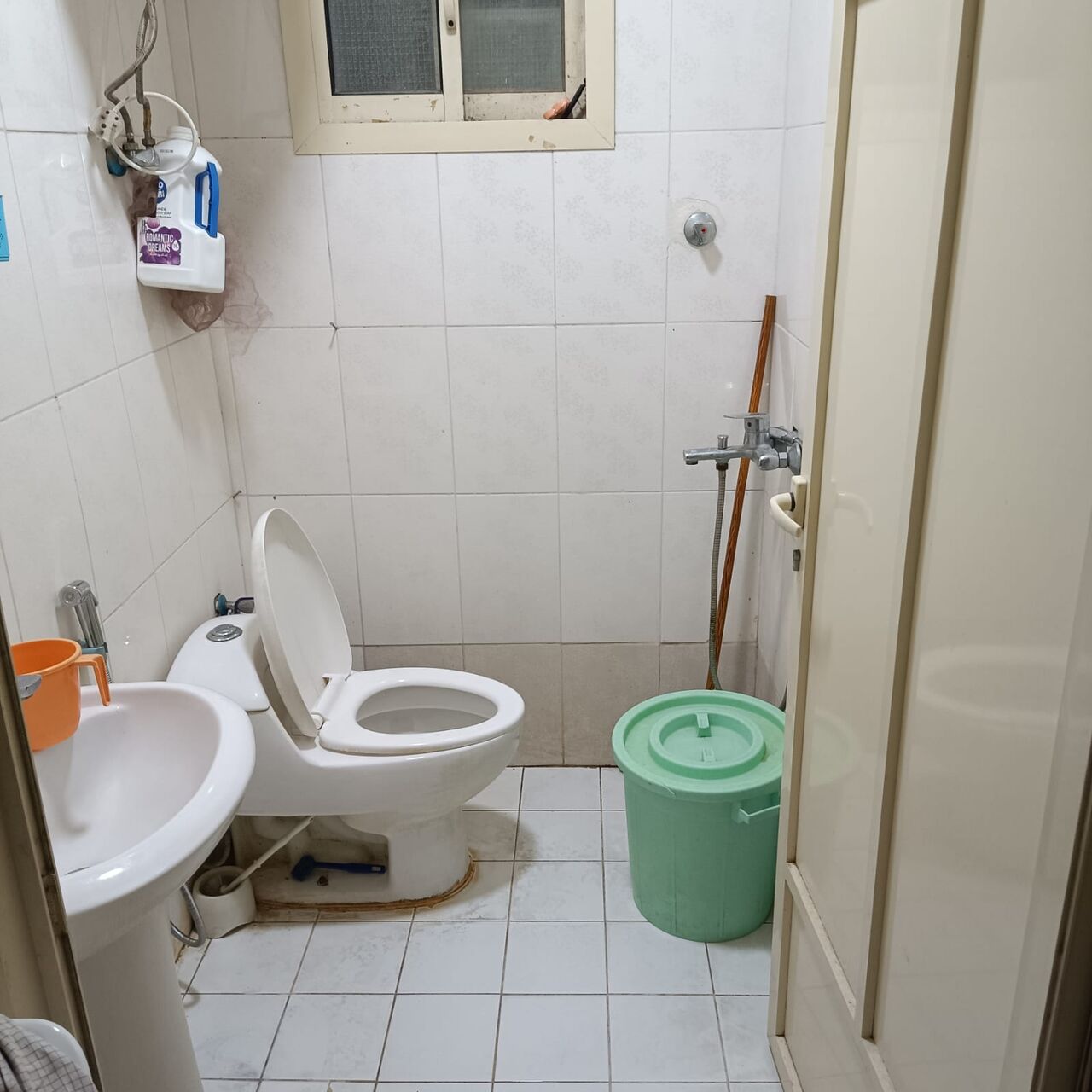 Jubail, Bedspace For Rent, SAR 17000/year,  1 BHK Flat Behind Hilton Hotel Jubail City 17000 SAR Yearly