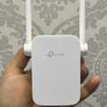 BHD 8,  TP-Link RE205 AC750 Wi-Fi Range Dual Band  Extender New Condition