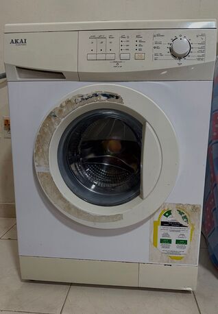 Thuqbah, Appliances, SAR 300,  For Sale Washing Machine: 6 KG Fully Automatic Front Load