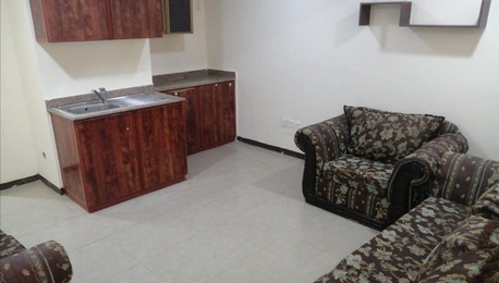 Manama, Apartments/Houses, BHD 140/month,  Studio,  Flats For Rent In Gudaibya Royal Bldg