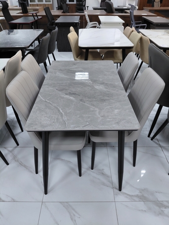 Jeddah, Furniture, SAR 850,  Dining Table And Chairs