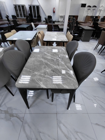Jeddah, Furniture, SAR 850,  Dining Table And Chairs