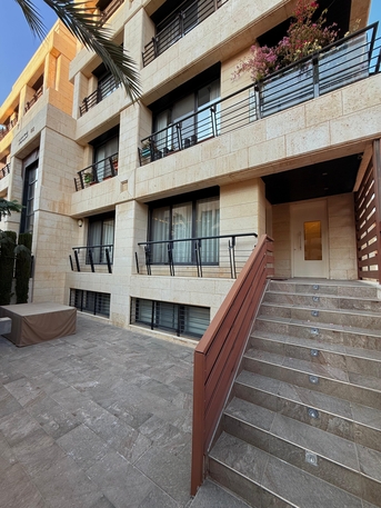 Amman, Apartments/Houses, JOD 25000/year,  4 BR,  Ground Floor For Rent In Jabal Amman