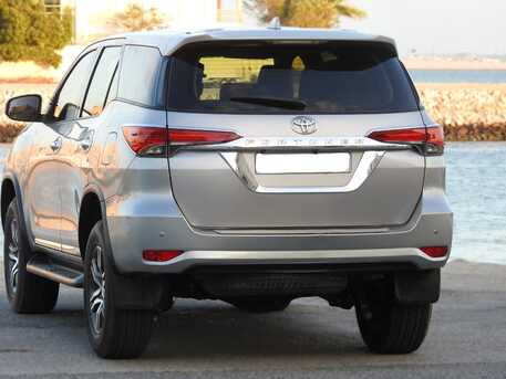Tubli, Vehicles, Cars & Trucks , BHD 100,  Toyota Fortuner,  2019,  Automatic,  89000 KM,   4cyl  Model For Sale