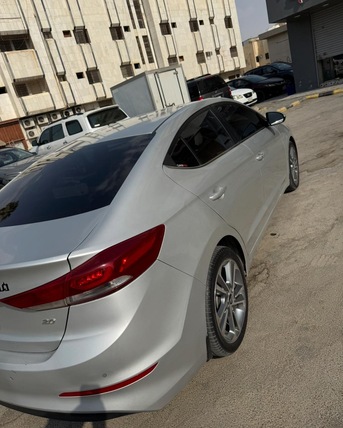 Hara, Vehicles, Cars & Trucks , SAR 36000,  Hyundai Elantra,  2016,  Automatic,  210000 KM,  Full Option, Excellent Condition - For Sale