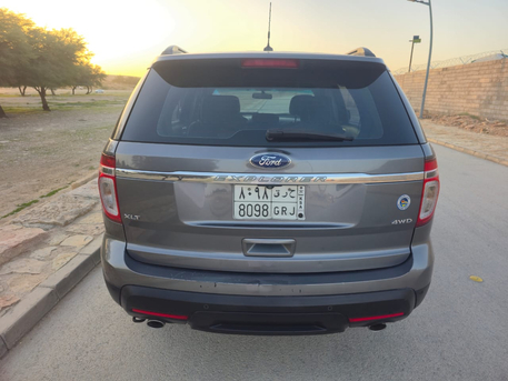 Riyadh, Vehicles, Cars & Trucks , SAR 33,  Ford Expedition XLT,  2014,  Automatic,  260 KM,  I Want Sell Ford Explorer XLT Full Double