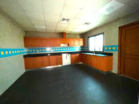 Sanad, Villas, BHD 650,  300 Sq. Meter,  Semi Furnished Garden 4 BHK Villa For Rent In Sanad BD.650/-