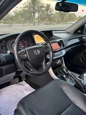 Manama, Vehicles, Cars & Trucks , BHD 4000,  HONDA ACCORD 3.5V6 SPORT,  2013,  Automatic,  192000 KM,  1