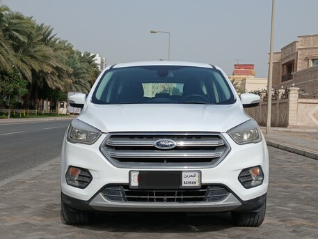 Manama, Vehicles, Cars & Trucks , BHD 3950,  Ford Escape,  2019,  Automatic,  125000 KM,  Single Owner