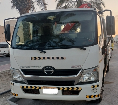 Salmaniya, Vehicles, Cars & Trucks , Abarth Stola,  2016,  Manual,  112000 KM,   Hino ( 6 Wheel With Crane )