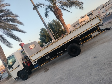 Salmaniya, Vehicles, Cars & Trucks , Abarth Stola,  2016,  Manual,  112000 KM,   Hino ( 6 Wheel With Crane )