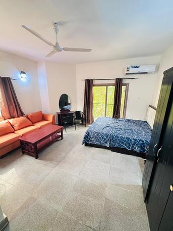 Adliya, Apartments/Houses, BHD 200/month,  Furnished,  1 BR,  Flat For Rent In Adliya With EWA Nearby Al Hilal