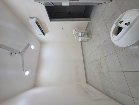 Manama, Apartments/Houses, BHD 220/month,  2 BR,  Semi Furnished 2 BHK Flat With Ewa @220/BD In Manama