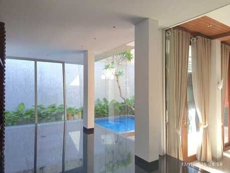 Jakarta, Apartments/Houses, IDR 104/month,  6 BR,  560 Sq. Meter,  A House For Rent At Jalan Metro Alam Pondok Indah, Jakarta
