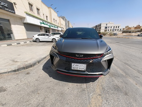 Riyadh, Vehicle Lease Transfer, SAR 39000,  Geely Coolray 2025 Full Option - Gray / Black - 12000kms Driven