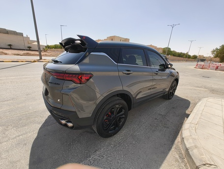 Riyadh, Vehicle Lease Transfer, SAR 39000,  Geely Coolray 2025 Full Option - Gray / Black - 12000kms Driven