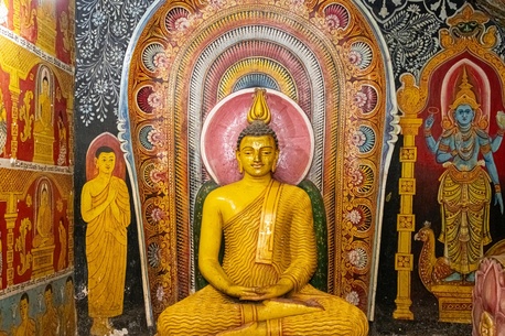 Ahmedabad, Watches, INR 5000,  Home Decor Shops In Ahmedabad