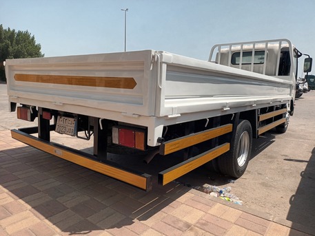 Riyadh, Vehicles, Cars & Trucks , SAR 84000,  ISUZU DYNA,  2017,  Manual,  200000 KM,   &ndash;  MODEL | FOR SALE