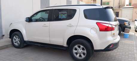 Al Batha, Vehicles, Cars & Trucks , SAR 69000,  Isuzu Mu-X,  2018,  Automatic,  170000 KM,  Isthimarah Have 2years + And Fahas New Valid For One Year, One Owner Indian.