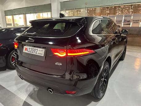 Amwaj Islands, Vehicles, Cars & Trucks , BHD 6500,  Jaguar F Pace 35T,  2017,  Automatic,  106000 KM,  Jaguar F-Pace 35T AWD  V6 3.0L SC 340 HP Agent Maintained