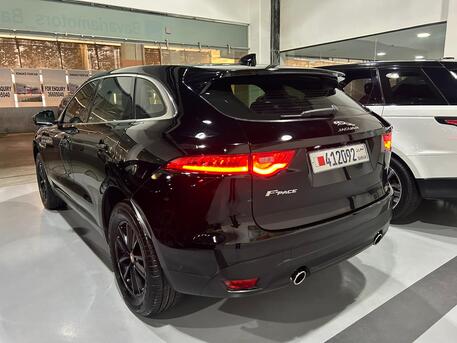 Amwaj Islands, Vehicles, Cars & Trucks , BHD 6500,  Jaguar F Pace 35T,  2017,  Automatic,  106000 KM,  Jaguar F-Pace 35T AWD  V6 3.0L SC 340 HP Agent Maintained