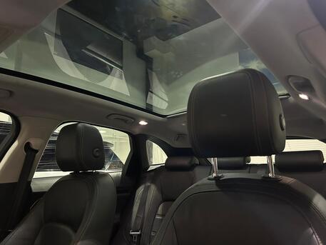 Amwaj Islands, Vehicles, Cars & Trucks , BHD 6500,  Jaguar F Pace 35T,  2017,  Automatic,  106000 KM,  Jaguar F-Pace 35T AWD  V6 3.0L SC 340 HP Agent Maintained