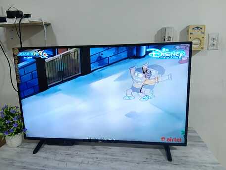 Dammam, Electronics, SAR 300,  Television TV LCD Type