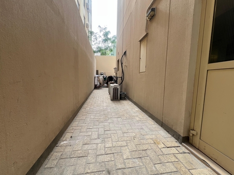 Mahooz, Apartments, Flats, Houses & Villas, BHD 170/year,  Furnished,  1 BR,  EXCELLENT FULLYFURNISHED STUDIO FLAT EXCICUTIVE STAFF | COUPLE NEAR IBN NAFEESA HOSPITAL