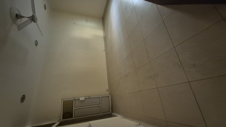 Manama, Apartments/Houses, BHD 250/month,  3 BR,  211 Sq. Meter,  Flat For Rent