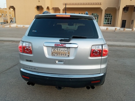Al Yasmin, Vehicles, Cars & Trucks , SAR 20000,  GMC Acadia,  2011,  Automatic,  327000 KM,    For Sale @ SR 20,000