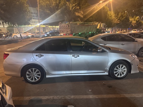 Riyadh, Vehicles, Cars & Trucks , SAR 40000,  Toyota Camry,  2013,  Automatic,  172000 KM,  Camry Silver  Model Excellent Condition Contact 0508722326