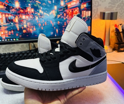 Juffair, Clothing & Accessories, BHD 25,  AIR JORDAN 1 MID SE SAIL/BLACK-STEEL GREY  Original Used But New Condition   Size US 8