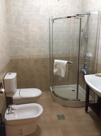 Amman, Apartments/Houses, JOD 685/month,  Furnished,  2 BR,  130 Sq. Meter,  Ground-Floor Apartment W/ Private Garden In Deir Ghbar, Amman