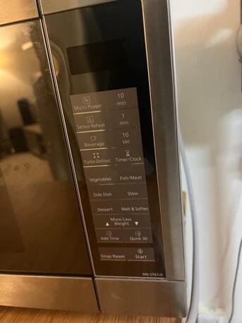 Al Sulaymaniyyah, Furniture, SAR 380,  Panasonic Microwave Oven In Very Brand New Condition