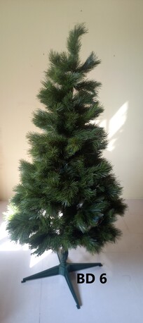 Manama, Household Items, BHD 6,  5 Ft Christmas Tree