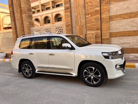 Al Rakah Al Janubiyah, Vehicles, Cars & Trucks , SAR 185000,  Toyota Land Cruiser,  2020,  Automatic,  138500 KM,  Toyota- Land Cruiser  - V8, Gand Touring- Non Accident